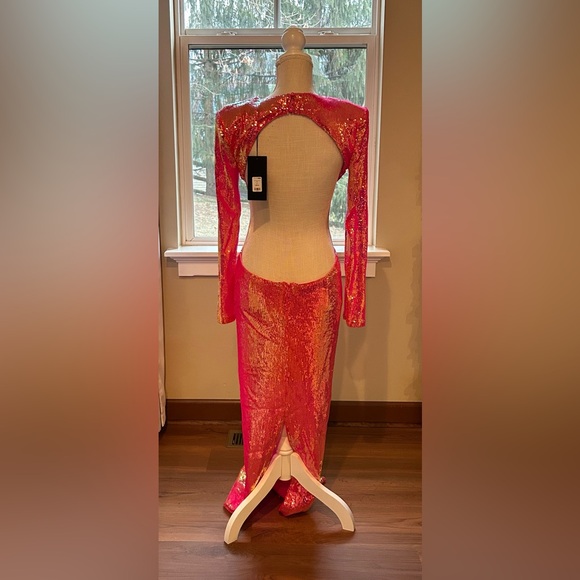 Fashion Nova Luxe Tristy Rushed Sequin Gown-Hot Pink-Size M NWT💕 - Picture 8 of 9